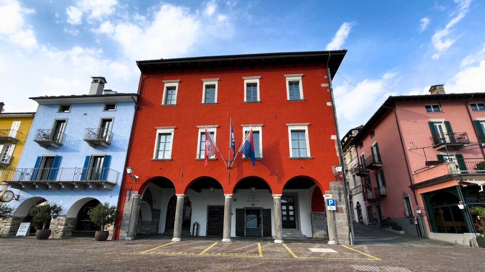 Ascona - Rathaus Seeseite