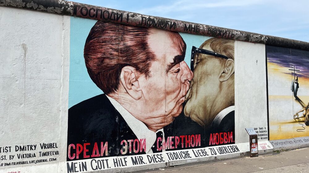 Berliner Mauer - Bruderkuss - East Side Gallery