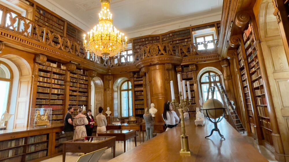 Keszthely, Ungarn - Schloss Feštetićs_Bibliothek